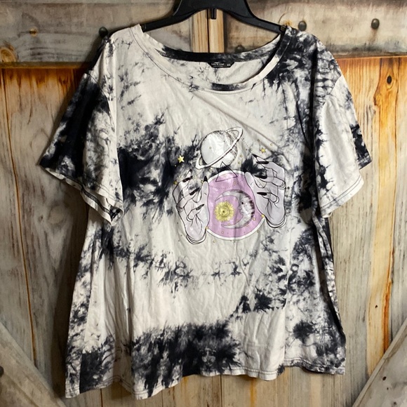 SHEIN Tops - Mystical Astrology Short Sleeve Tee